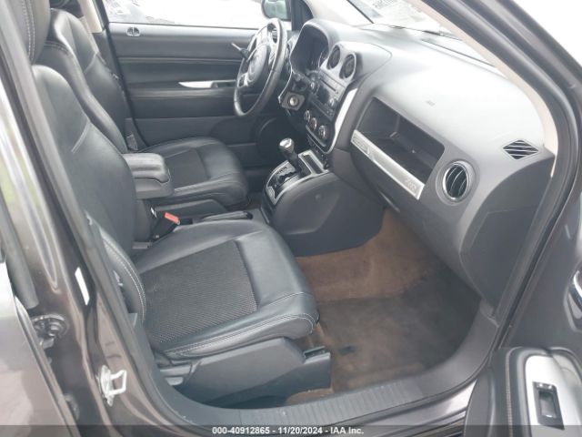 1C4NJCEB3HD197961 Jeep Compass Latitude Fwd