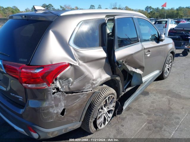 JA4AZ3A38HZ037822 Mitsubishi Outlander Sel
