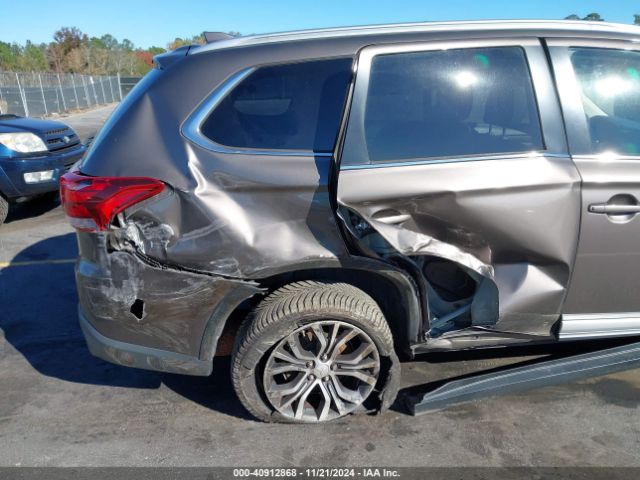 JA4AZ3A38HZ037822 Mitsubishi Outlander Sel