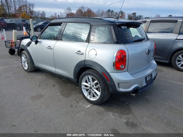 2011 MINI COOPER S COUNTRYMAN WMWZC3C5XBWL78864 Photo 2