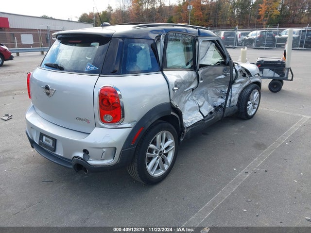 2011 MINI COOPER S COUNTRYMAN WMWZC3C5XBWL78864 Photo 3