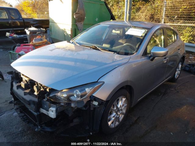 JM1BM1L79E1191057 Mazda Mazda3 I Touring