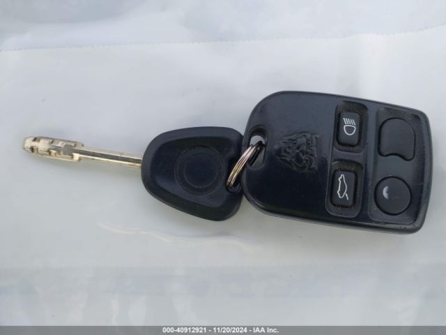 2005 JAGUAR XK8 SAJDA42C652A43089 Photo 10