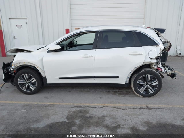 KIA Niro Lxs 2022 KNDCB3LC8N5510153 Image 14
