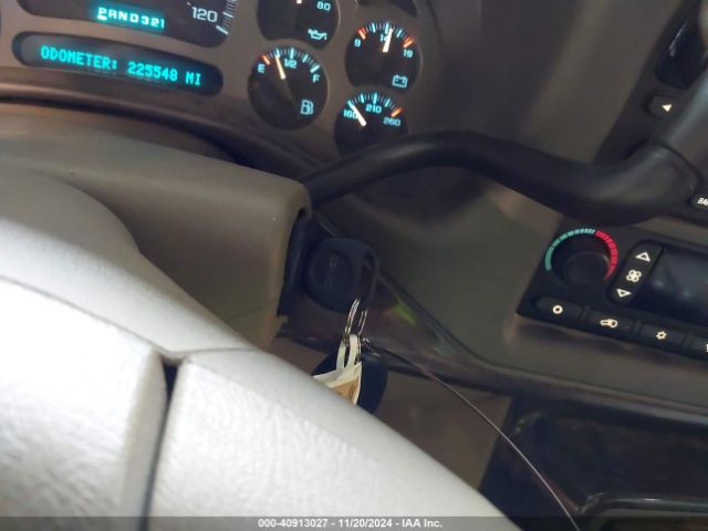 2004 GMC YUKON XL DENALI 1GKFK66U94J104038 Photo 10