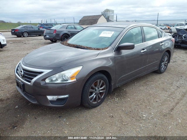 Nissan Altima 2.5 S 2015 1N4AL3AP7FC458656 Image 2