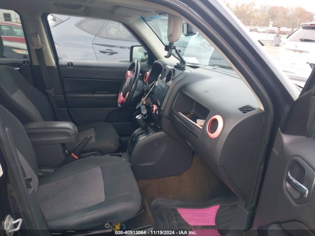 1C4NJRFB8ED521225 Jeep Patriot Latitude