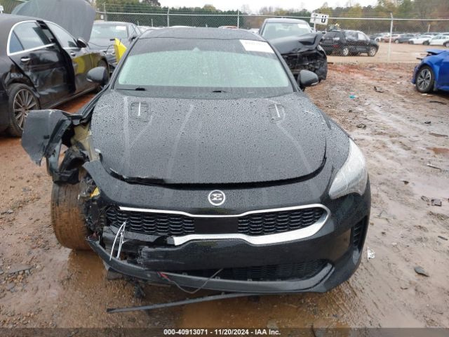 KNAE25LAXK6059586 KIA Stinger Premium