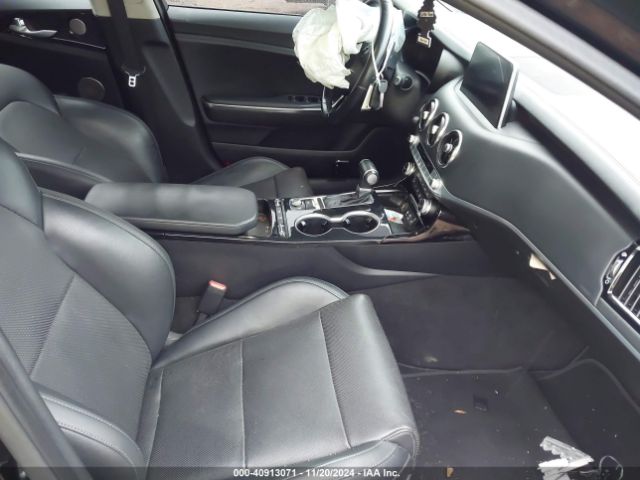 KNAE25LAXK6059586 KIA Stinger Premium