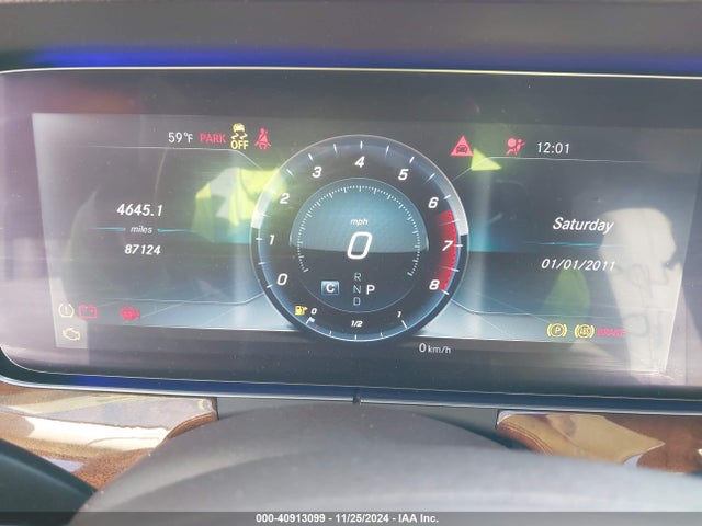 WDDZF4KB8JA303475 Mercedes-Benz E 300 4matic