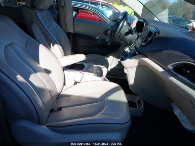 2C4RC1GG9JR272626 Chrysler Pacifica Limited