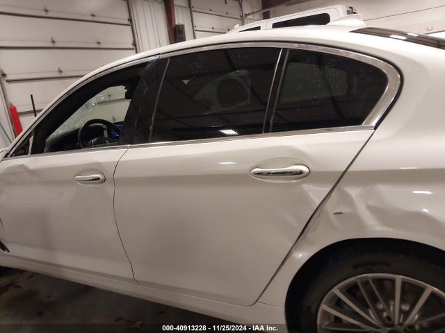 WBAJA7C53JWA74383 BMW 530i Xdrive