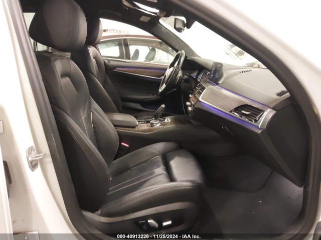 WBAJA7C53JWA74383 BMW 530i Xdrive