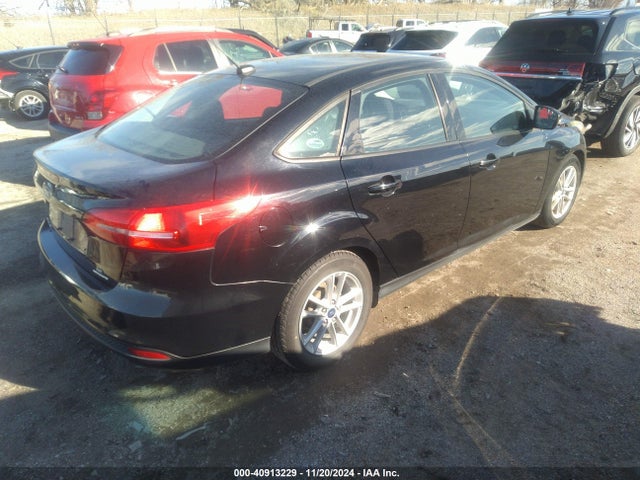 Ford FOCUS SE 2016 1FADP3F23GL291499 Image 4