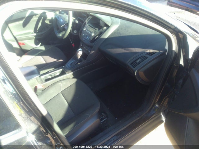 Ford FOCUS SE 2016 1FADP3F23GL291499 Image 5