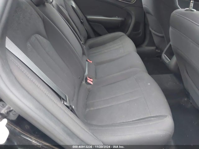 1C3CCCABXFN709136 Chrysler 200 Limited