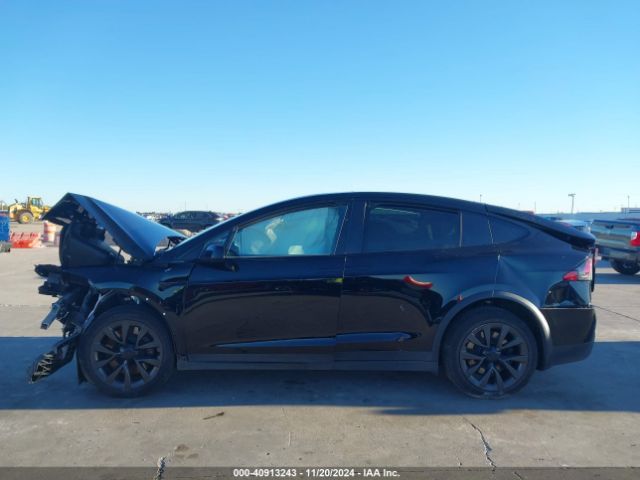 7SAXCBE69NF332951 Tesla Model X Plaid Tri Motor All-wheel Drive