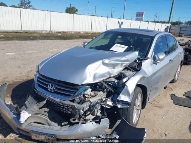 1HGCR3F91FA021731 Honda Accord Touring