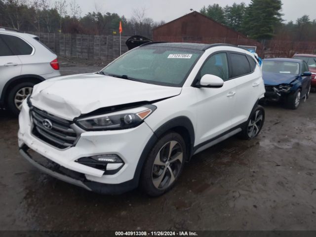 KM8J3CA21JU801250 Hyundai Tucson Value