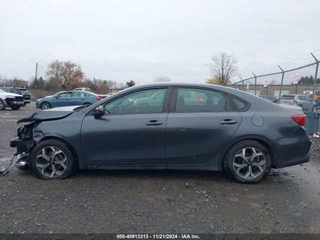 3KPF24AD8KE103867 KIA Forte Lxs
