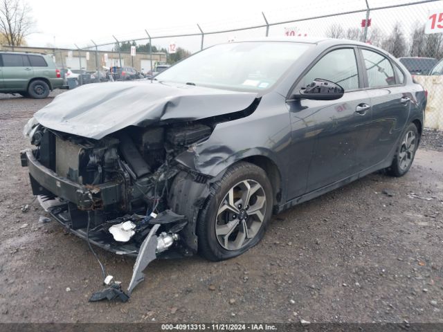 3KPF24AD8KE103867 KIA Forte Lxs