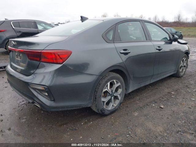 3KPF24AD8KE103867 KIA Forte Lxs