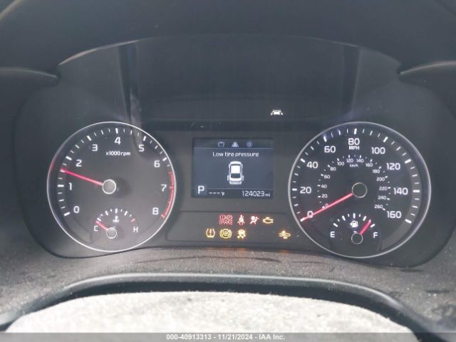 3KPF24AD8KE103867 KIA Forte Lxs