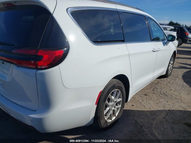Chrysler Pacifica Touring L 2022 2C4RC1BGXNR116978 Image 13