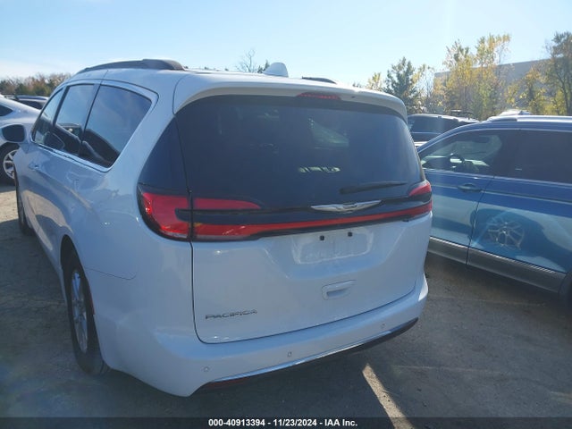 Chrysler Pacifica Touring L 2022 2C4RC1BGXNR116978 Image 16