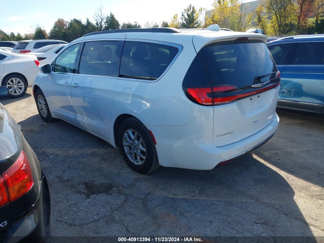 Chrysler Pacifica Touring L 2022 2C4RC1BGXNR116978 Image 3