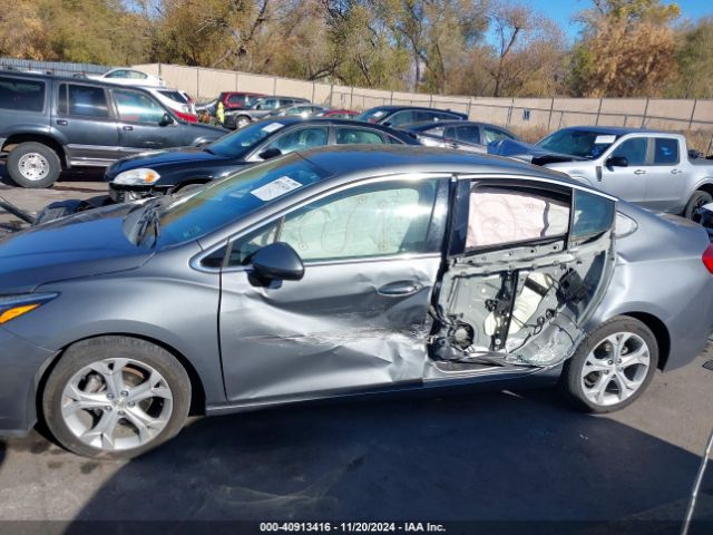 1G1BF5SM2J7131131 Chevrolet Cruze Premier Auto