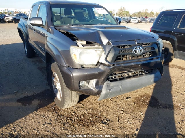2015 3TMJU4GN4FM183264 main image