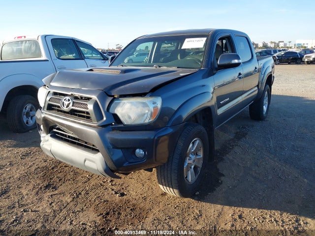 Toyota Tacoma Double Cab Prerunner 2015 3TMJU4GN4FM183264 Image 2