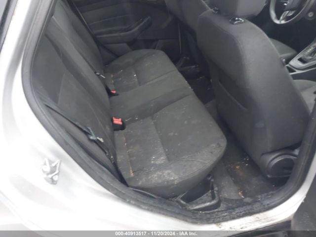 1FADP3F24HL228848 Ford FOCUS SE