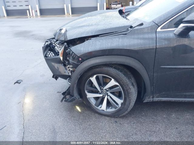 JTJBJRBZ5K2115638 Lexus NX 300H