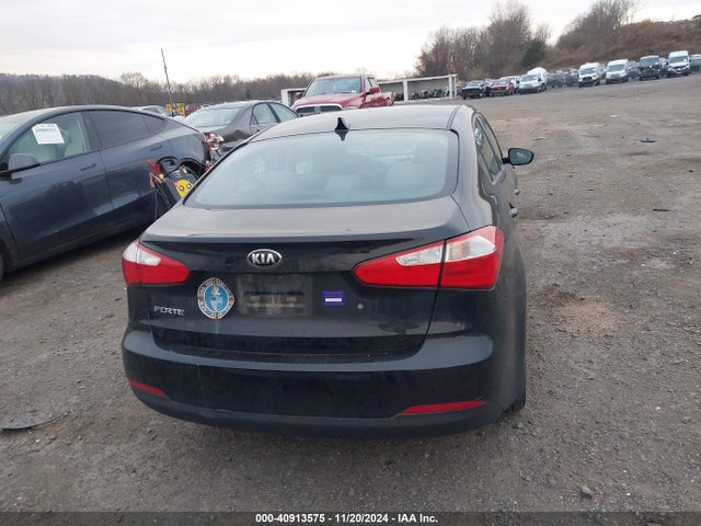 KIA FORTE LX 2015 KNAFK4A6XF5427841 Image 16