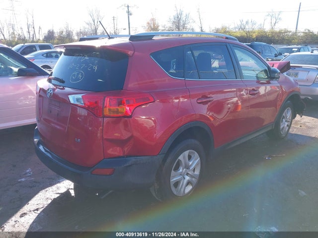 Toyota RAV4 LE 2014 JTMZFREV6EJ014372 Image 4