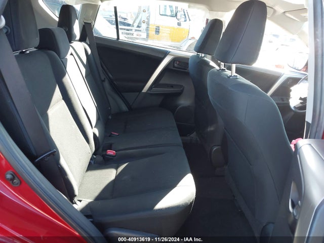 Toyota RAV4 LE 2014 JTMZFREV6EJ014372 Image 8