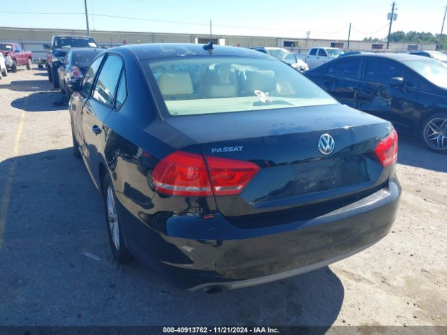 1VWAT7A38FC012690 Volkswagen Passat 1.8t Wolfsburg Edition
