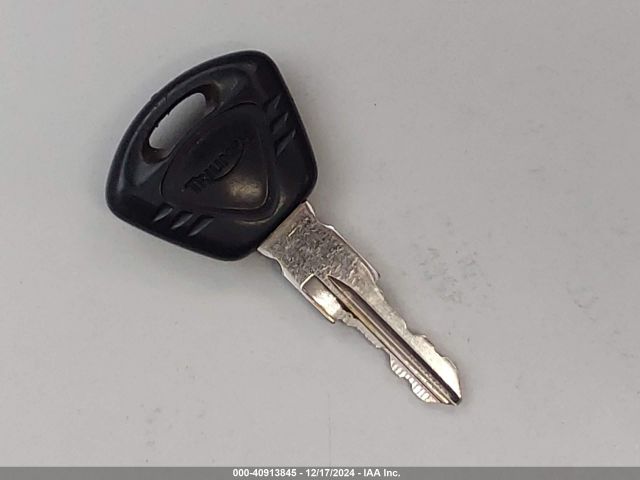 2014 TRIUMPH MOTORCYCLE THUNDERBIRD SMTB07WF3EJ625122 Photo 10