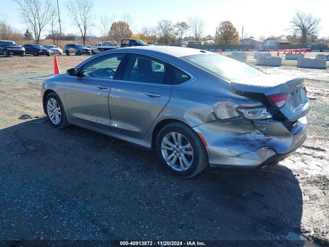 Chrysler 200 Limited 2015 1C3CCCAG9FN731589 Image 3