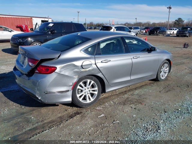 Chrysler 200 Limited 2015 1C3CCCAG9FN731589 Image 4