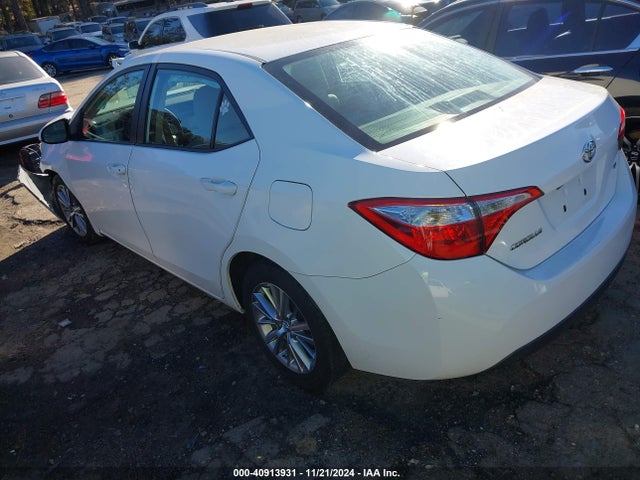 Toyota Corolla Le Plus 2015 5YFBURHE2FP352531 Image 3