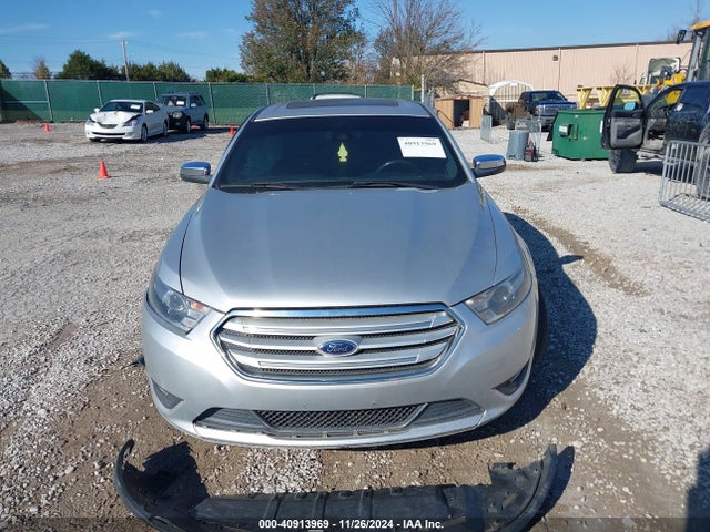Ford Taurus Limited 2015 1FAHP2F86FG104022 Image 13