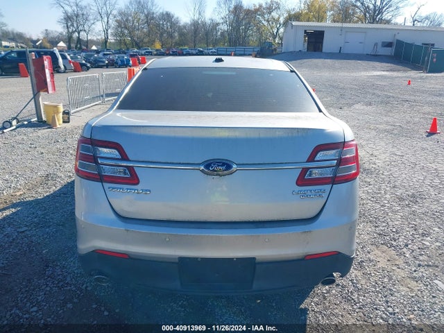 Ford Taurus Limited 2015 1FAHP2F86FG104022 Image 17