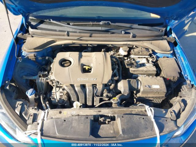 5NPD84LF2JH311984 Hyundai ELANTRA SEL