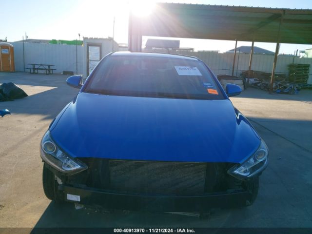 5NPD84LF2JH311984 Hyundai ELANTRA SEL