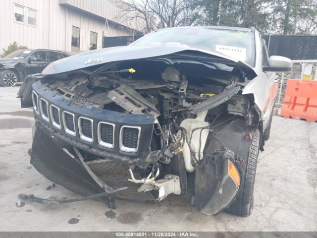 3C4NJDBB6HT624120 Jeep New Compass Latitude 4x4