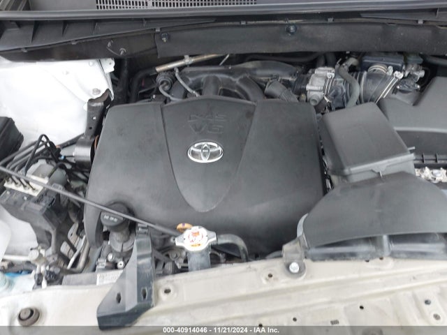 5TDJZRFH4KS608082 Toyota Highlander Xle