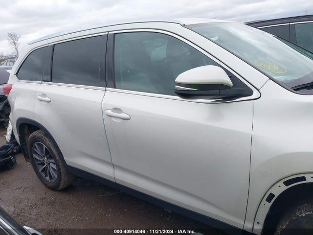 5TDJZRFH4KS608082 Toyota Highlander Xle